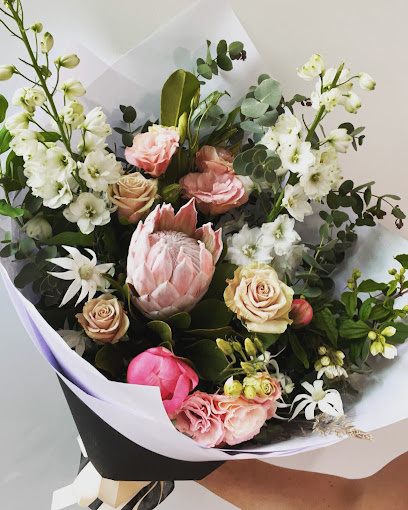 Photo of Flowers Naturally Albury Wodonga Florist