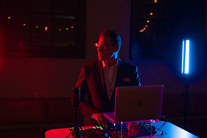 Photo of Dj Joe Barrs